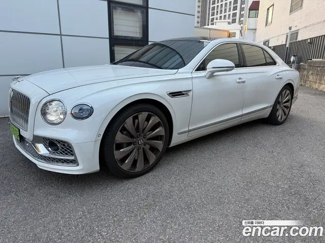 Bentley Flying Spur, 2022, 21 251 км