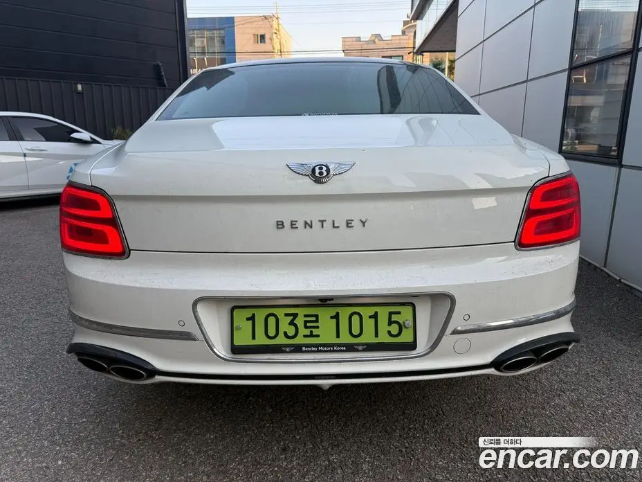 Bentley Flying Spur 2022 4.0 АКПП, фото 4 Bentley Flying Spur 2022 4.0 АКПП, фото 4