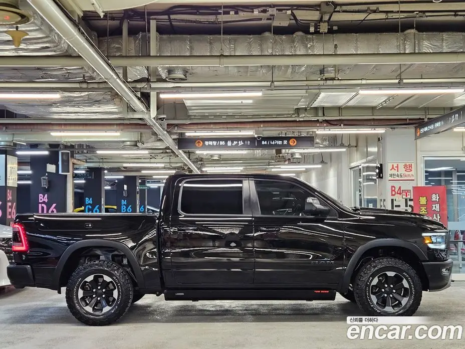 Dodge Ram Pick Up 2019 5.7 АКПП, фото 20