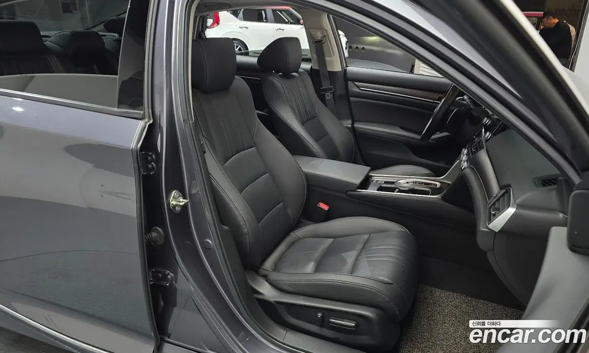 Honda Accord 2019 2.0 АКПП, фото 12