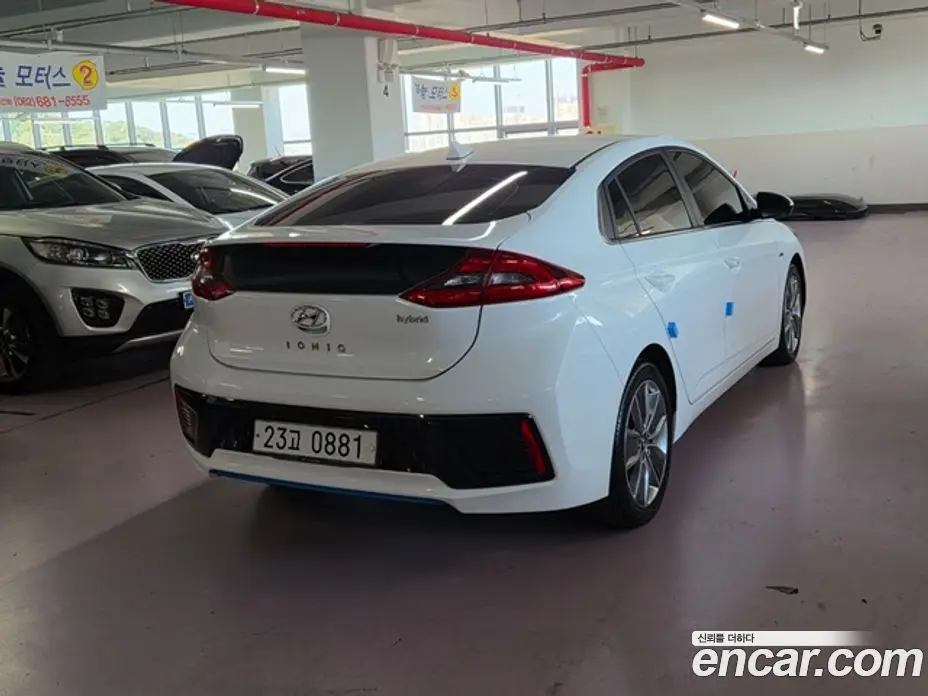 Hyundai Ioniq 2016 1.6 АКПП, фото 6