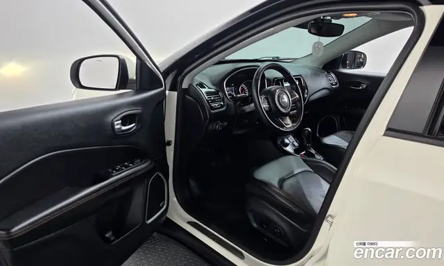 Jeep Compass 2019 2.4 АКПП, миниатюра 10 Jeep Compass 2019 2.4 АКПП, миниатюра 10