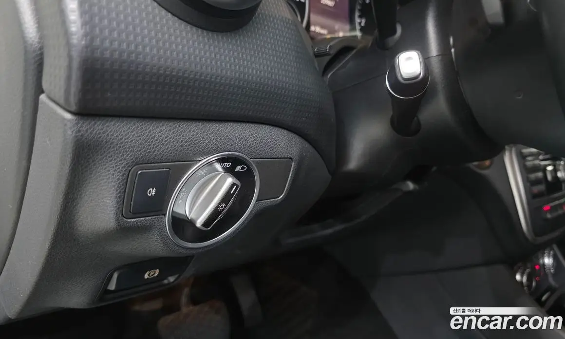 Mercedes-Benz A-Class 2015 1.5 АКПП, фото 12