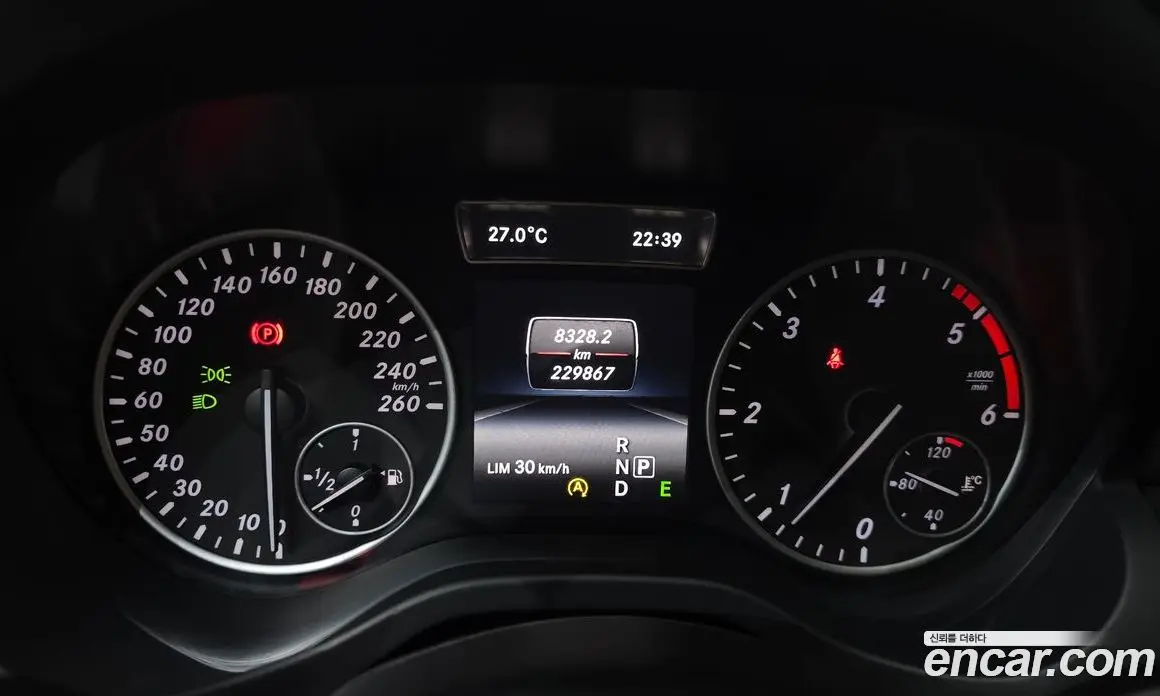 Mercedes-Benz A-Class 2015 1.5 АКПП, фото 8