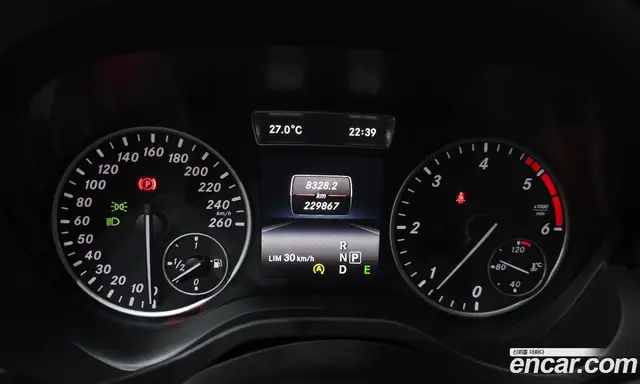 Mercedes-Benz A-Class 2015 1.5 АКПП, миниатюра 8
