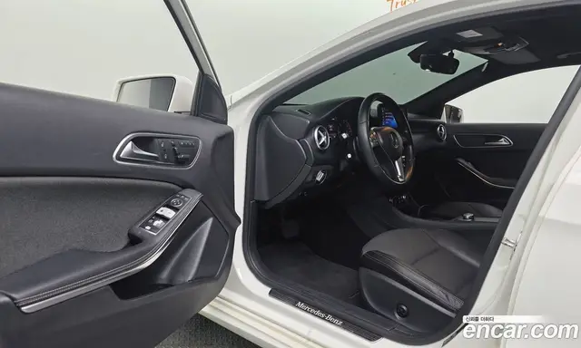 Mercedes-Benz A-Class 2015 1.5 АКПП, миниатюра 10