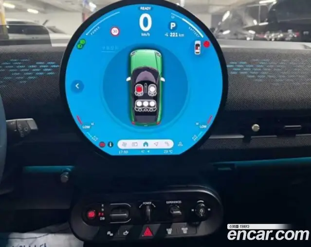 Mini Aceman 2025 АКПП, миниатюра 11