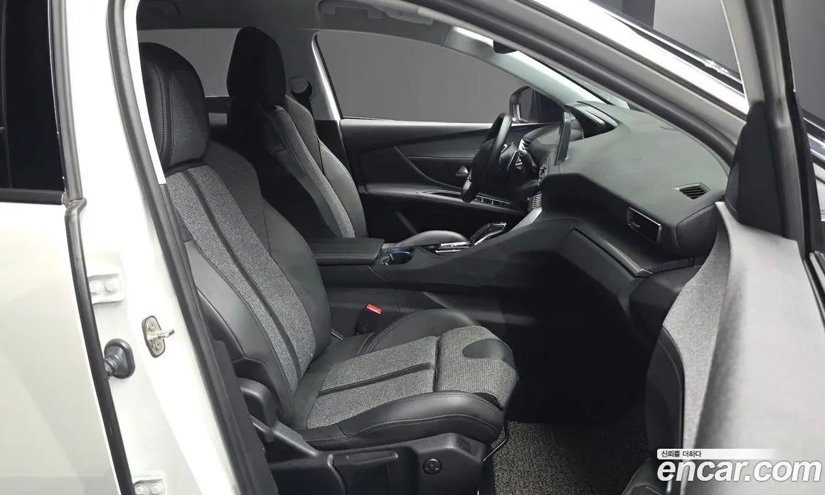 Peugeot 3008 2019 1.5 АКПП, фото 16