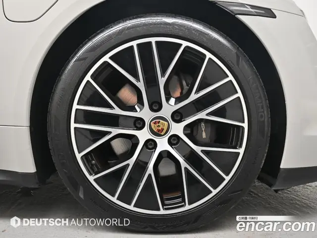Porsche Taycan 2022 1.0 АКПП, миниатюра 6