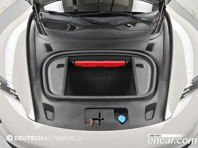 Porsche Taycan 2022 1.0 АКПП, миниатюра 7