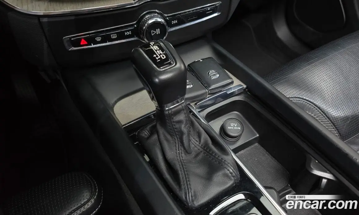 Volvo XC60 2018 2.0 АКПП, фото 9