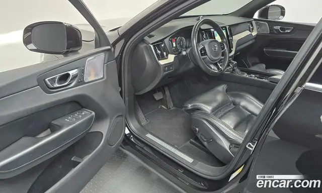 Volvo XC60 2018 2.0 АКПП, миниатюра 10