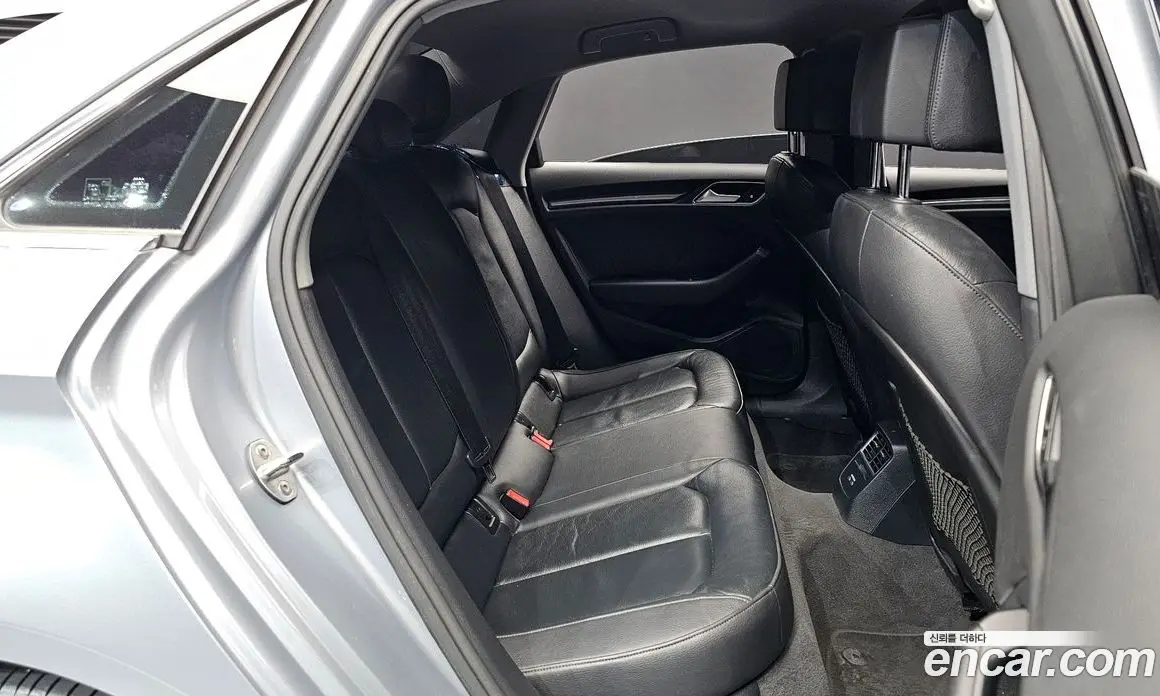 Audi A3 2018 2.0 АКПП, фото 11