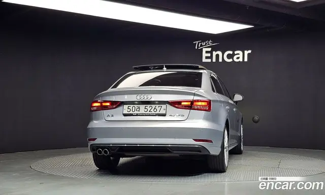 Audi A3 2018 2.0 АКПП, миниатюра 4