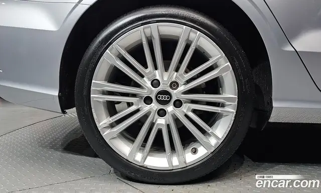 Audi A3 2018 2.0 АКПП, миниатюра 5