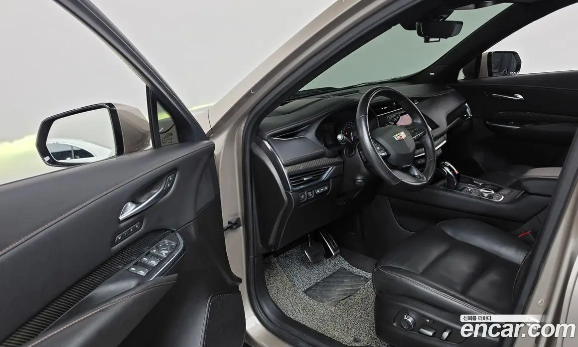 Cadillac XT4 2023 2.0 АКПП, фото 12