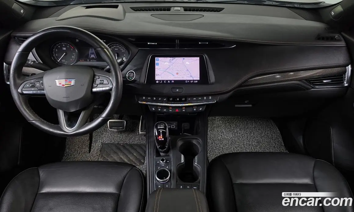Cadillac XT4 2023 2.0 АКПП, фото 9