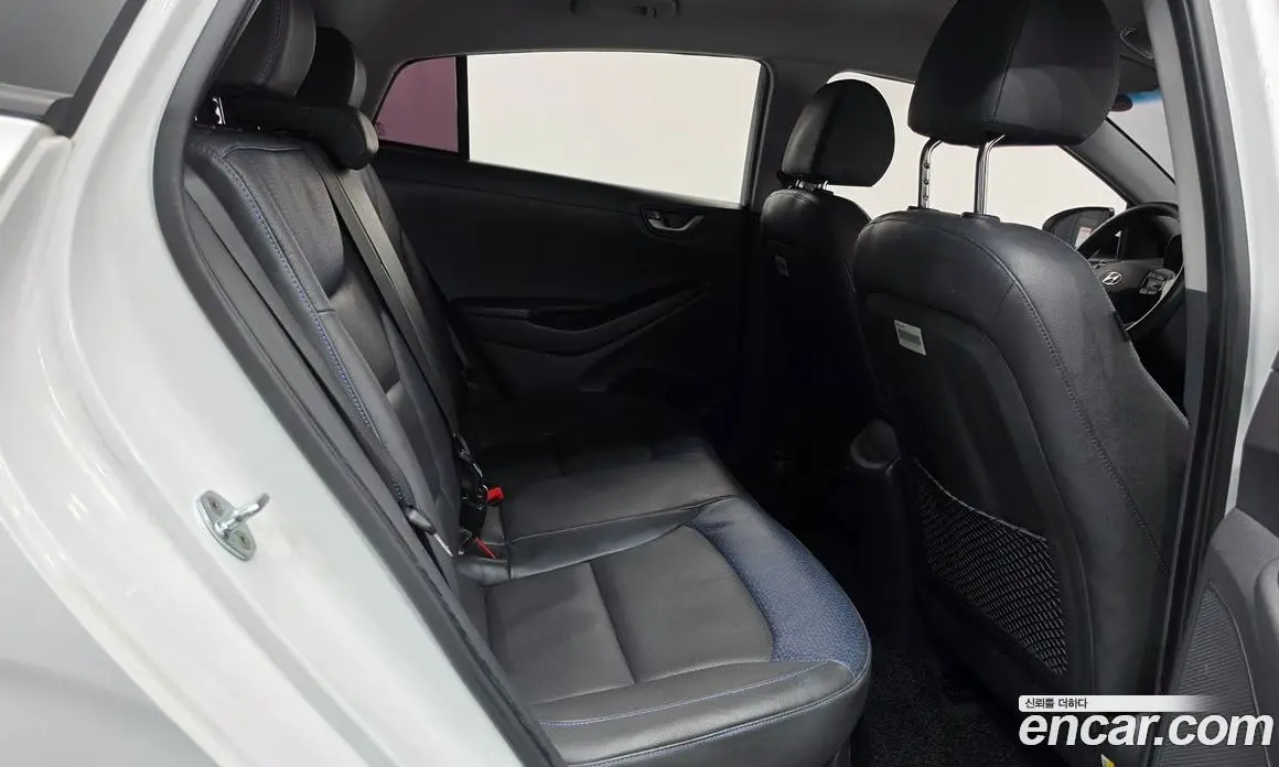 Hyundai Ioniq 2016 1.6 АКПП, фото 12