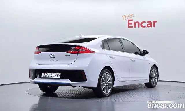 Hyundai Ioniq 2017 1.6 АКПП, миниатюра 2