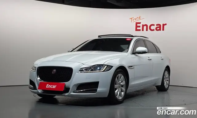 Jaguar XF, 2017, 124 171 км
