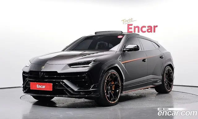 Lamborghini Urus, 2024, 16 017 км