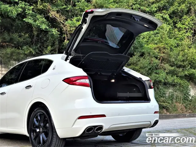 Maserati Levante 2017 3.0 АКПП, миниатюра 5