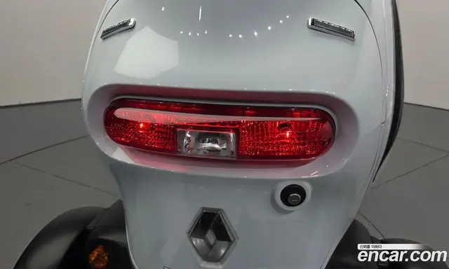 Renault (Samsung) Twizy 2017 0.1 АКПП, миниатюра 8