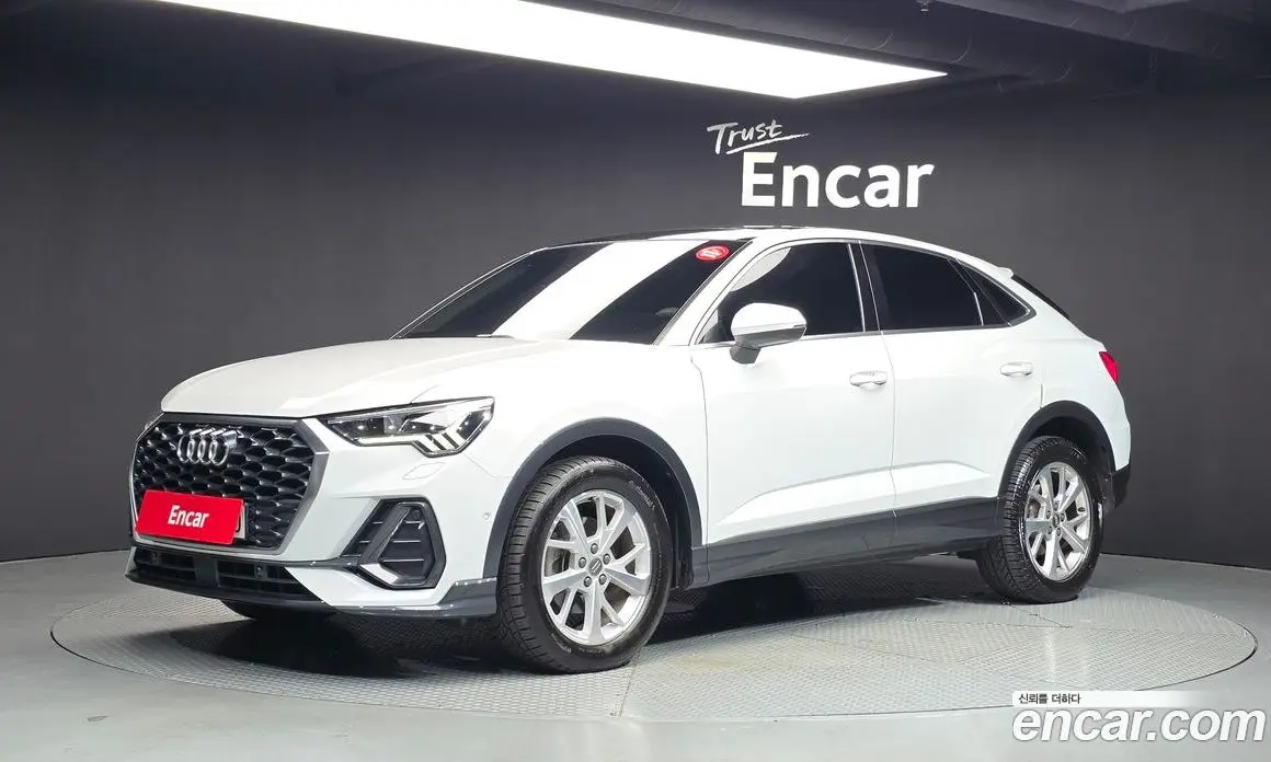 Audi Q3 2020 2.0 АКПП, фото 1 Audi Q3 2020 2.0 АКПП, фото 1