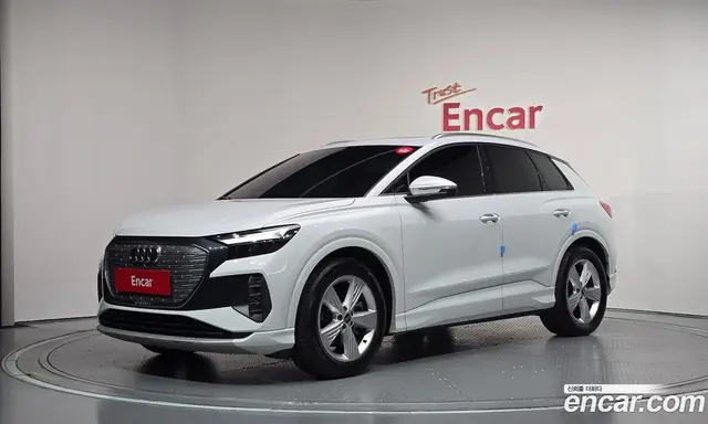 Audi Q4 e-tron, 2023, 48 923 км
