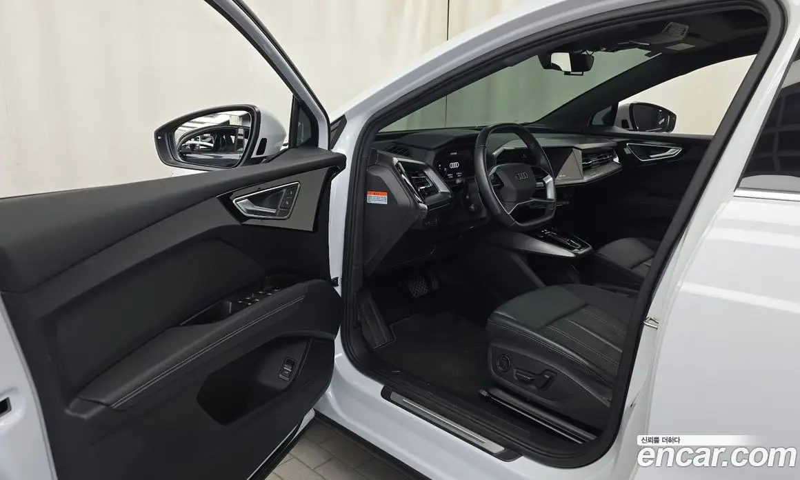 Audi Q4 e-tron 2023 0.2 АКПП, фото 13