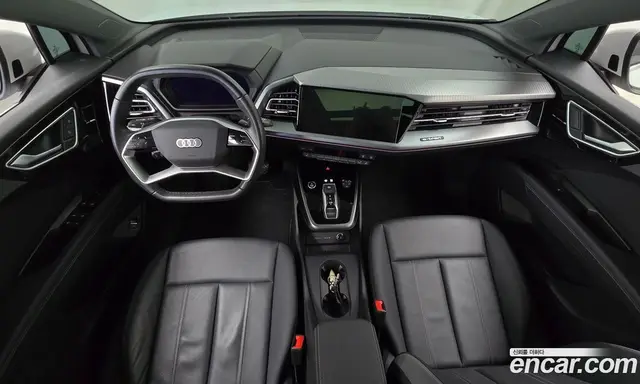 Audi Q4 e-tron 2023 0.2 АКПП, миниатюра 10