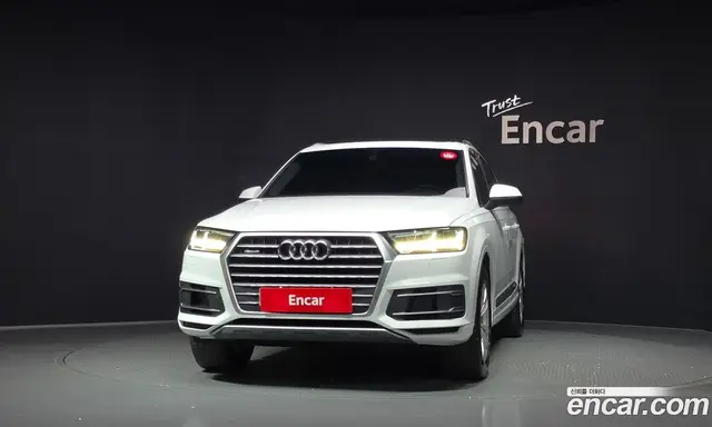 Audi Q7 2019 2.0 АКПП, миниатюра 3