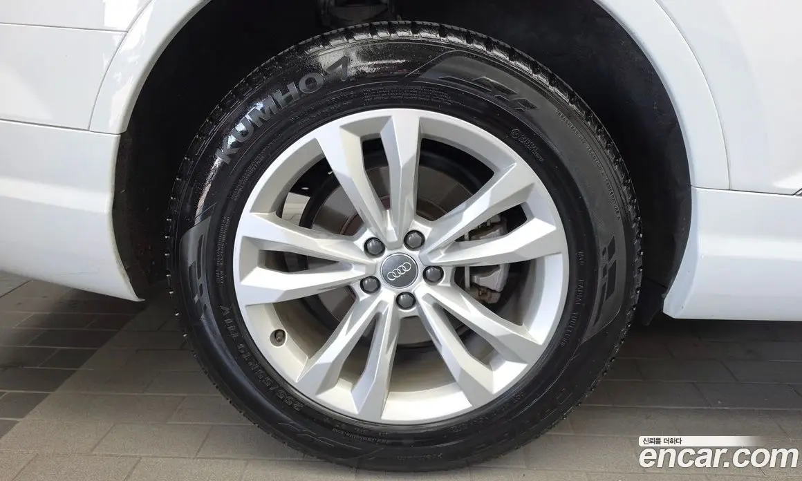 Audi Q7 2019 2.0 АКПП, фото 5