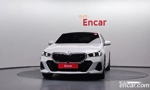 BMW i5 2023 0.2 АКПП, миниатюра 3