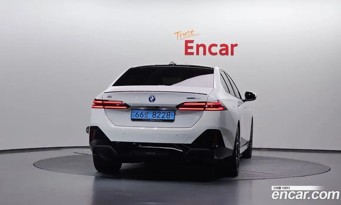 BMW i5 2023 0.2 АКПП, фото 4