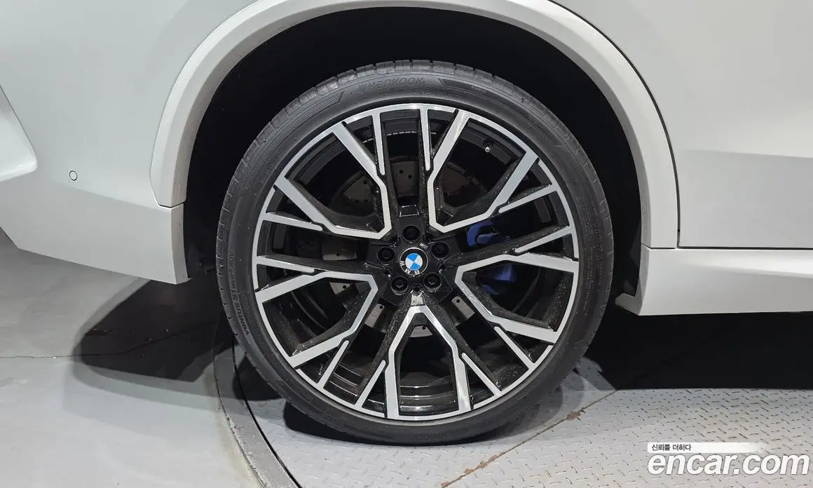 BMW X5M 2021 4.4 АКПП, фото 5