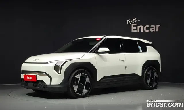 Kia EV3, 2024, 166 729 км