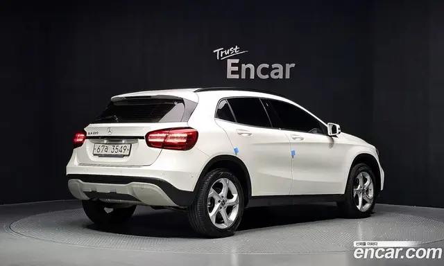 Mercedes-Benz GLA-Class 2018 2.0 АКПП, миниатюра 2