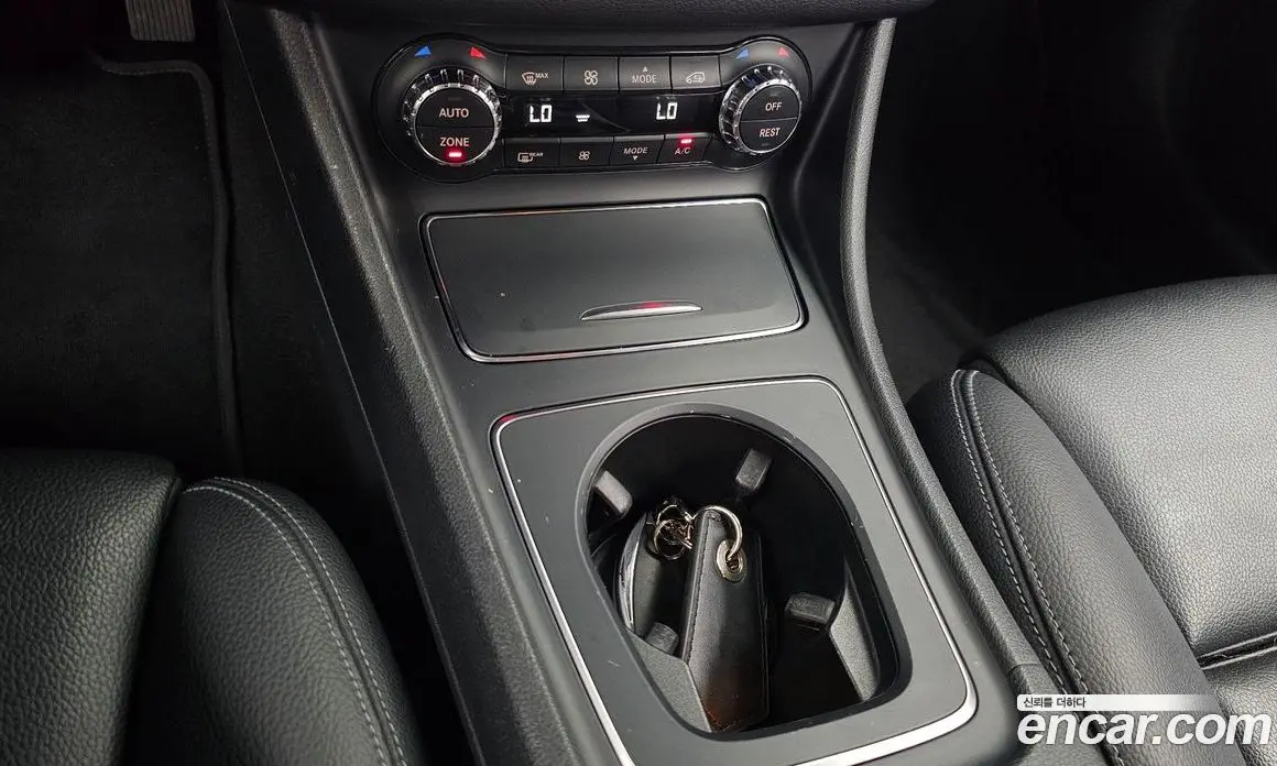 Mercedes-Benz GLA-Class 2018 2.0 АКПП, фото 19