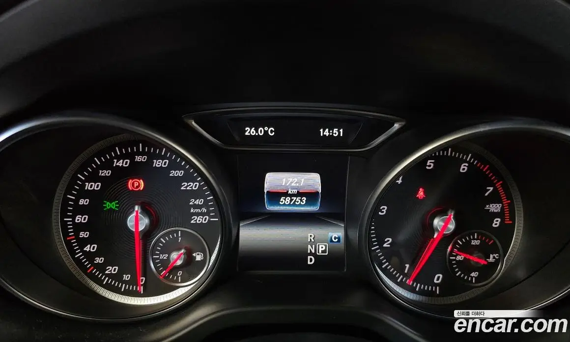 Mercedes-Benz GLA-Class 2018 2.0 АКПП, фото 8