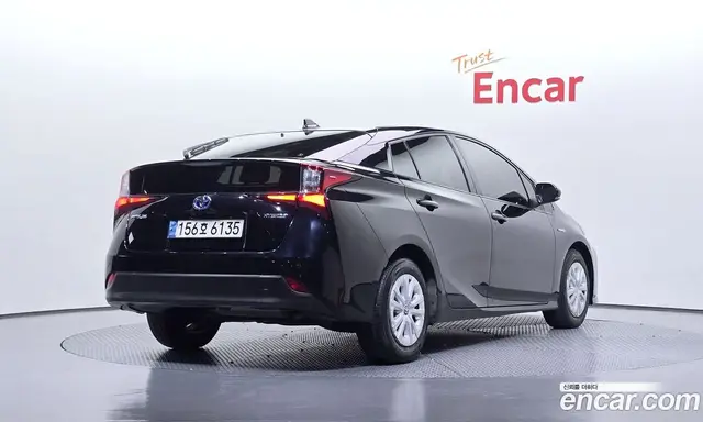 Toyota Prius 2021 1.8 АКПП, миниатюра 2