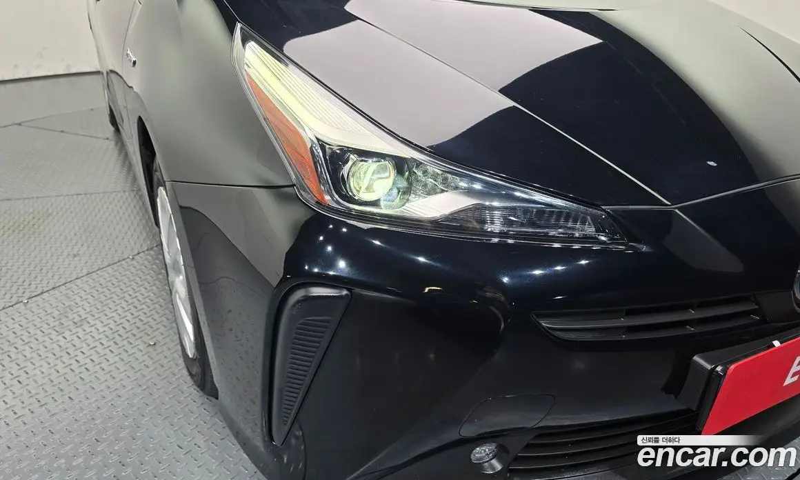 Toyota Prius 2021 1.8 АКПП, фото 8