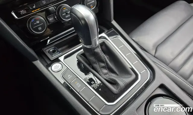 Volkswagen Passat 2018 2.0 АКПП, миниатюра 9
