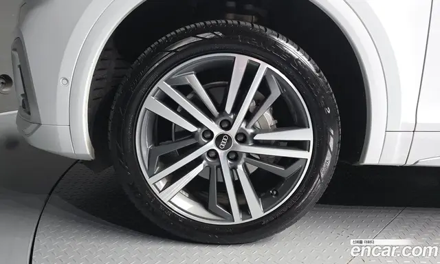 Audi Q5 2021 2.0 АКПП, миниатюра 5