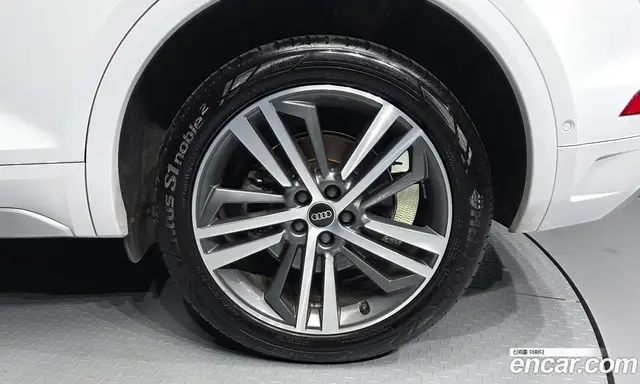Audi Q5 2021 2.0 АКПП, миниатюра 7