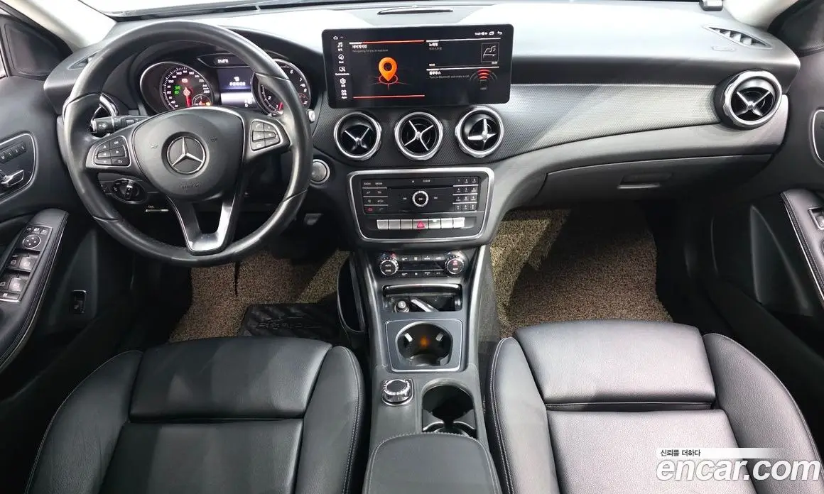 Mercedes-Benz GLA-Class 2018 2.0 АКПП, фото 9