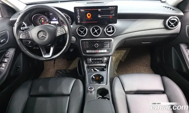 Mercedes-Benz GLA-Class 2018 2.0 АКПП, миниатюра 9