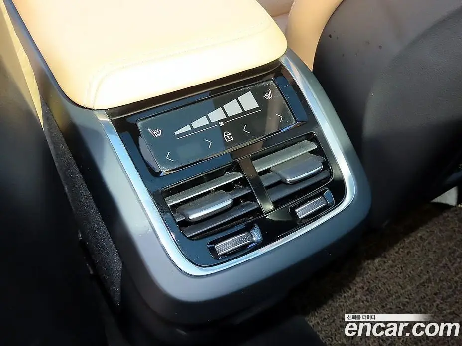 Volvo XC60 2018 2.0 АКПП, фото 15