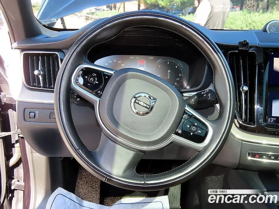 Volvo XC60 2018 2.0 АКПП, фото 9