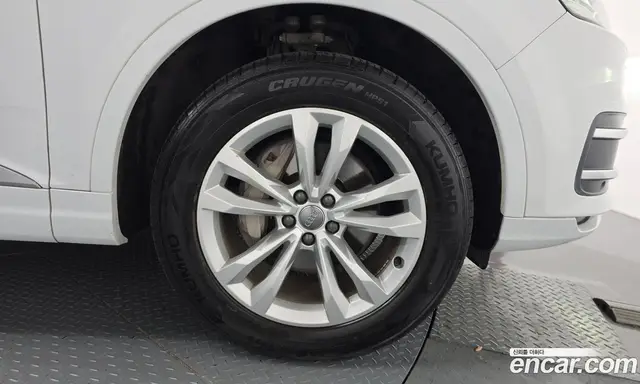 Audi Q7 2019 2.0 АКПП, миниатюра 7